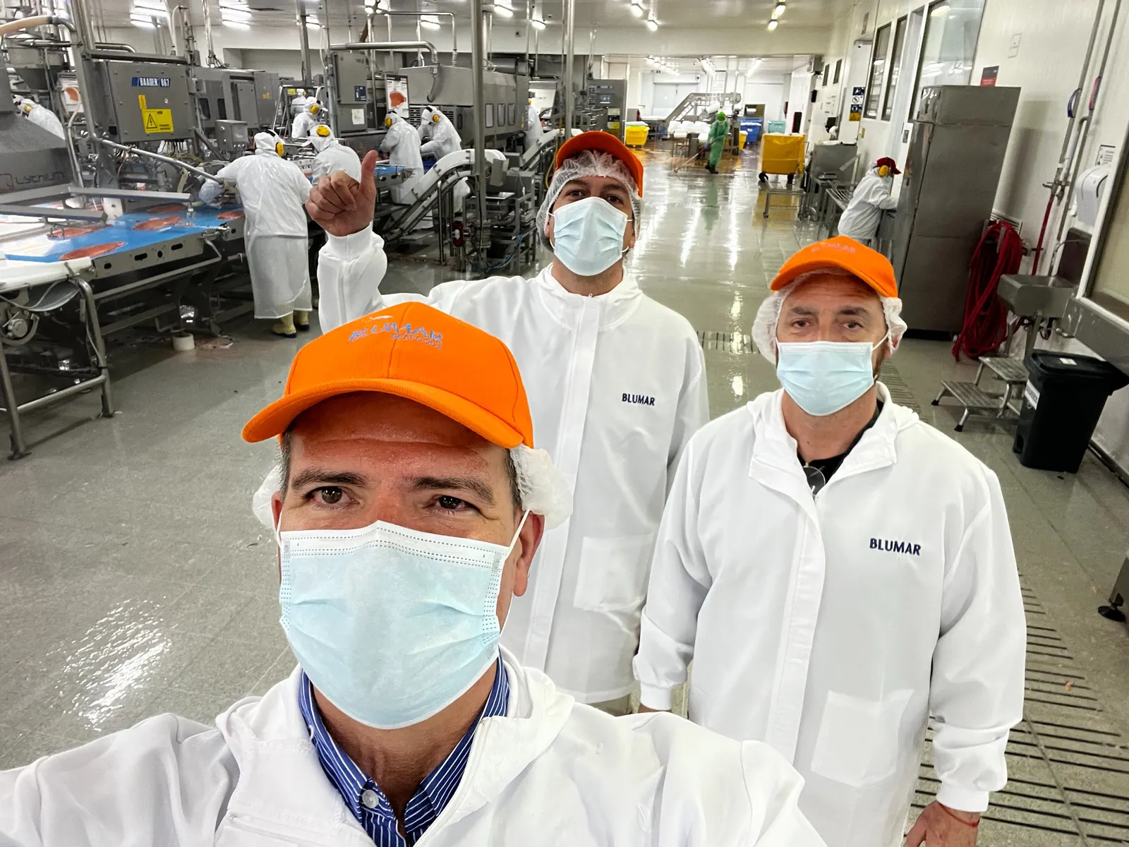 On-site salmon processing and production follow-up in a Chilean processing facility
